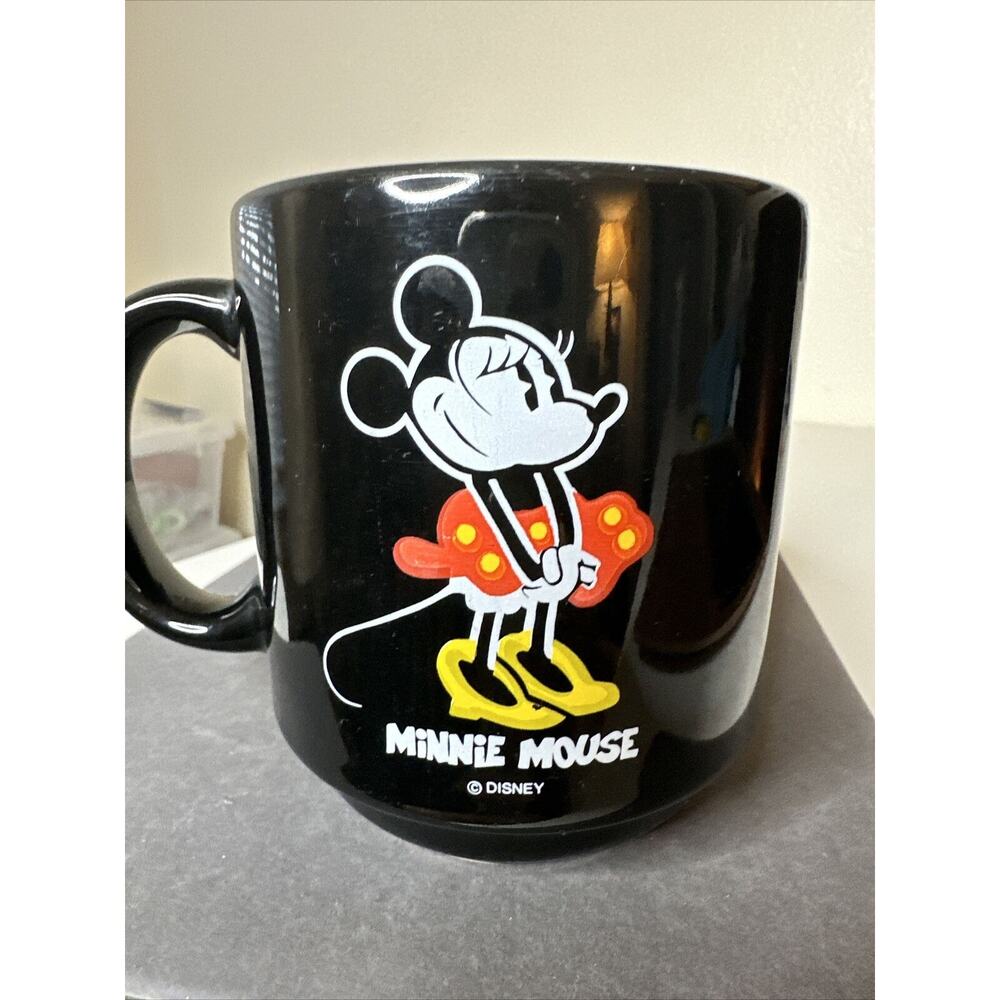 Walt Disney Minnie Mouse Coffee Black Cup Mug Spain Disney Collectible Polka Dot